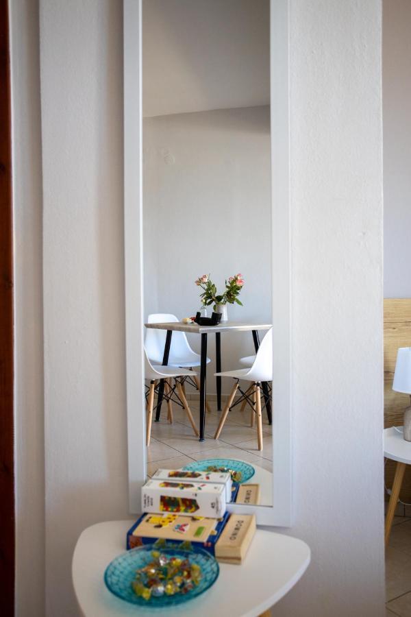 Seperi Deep Blue Apartment Rethymno  ภายนอก รูปภาพ