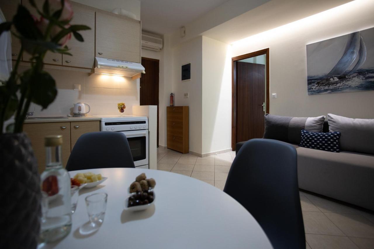 Seperi Deep Blue Apartment Rethymno  ภายนอก รูปภาพ