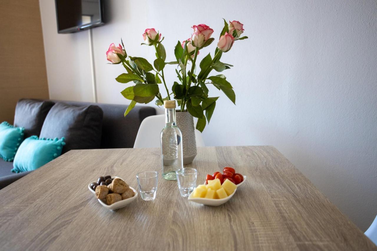 Seperi Deep Blue Apartment Rethymno  ภายนอก รูปภาพ